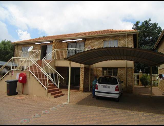 2 BEDROOM APARTMENT FOR SALE IN HELIKONPARK